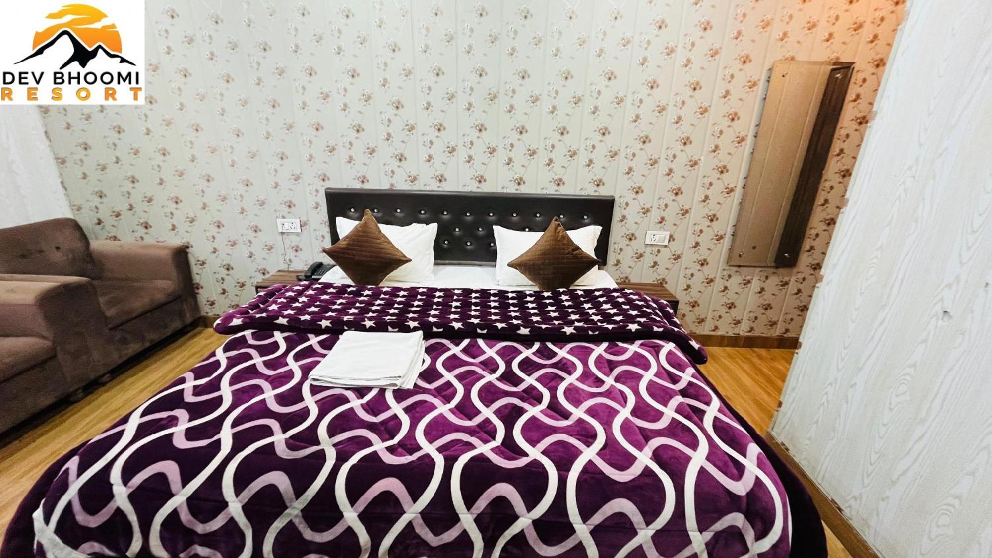 Dev Bhoomi Resort Kanatal Εξωτερικό φωτογραφία
